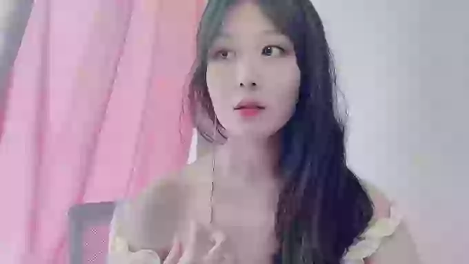 Avril-FeiFei