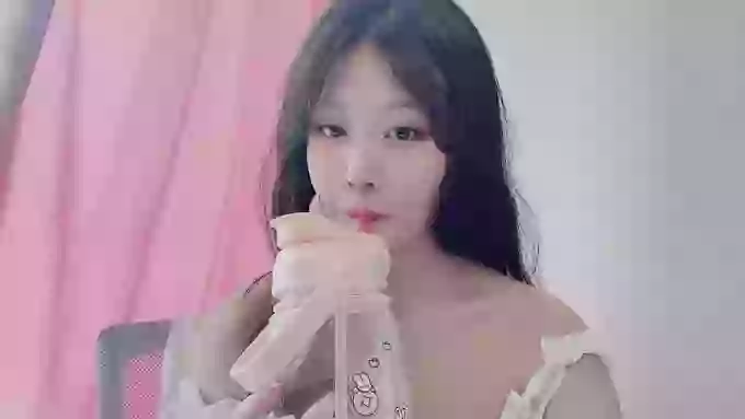 Avril-FeiFei
