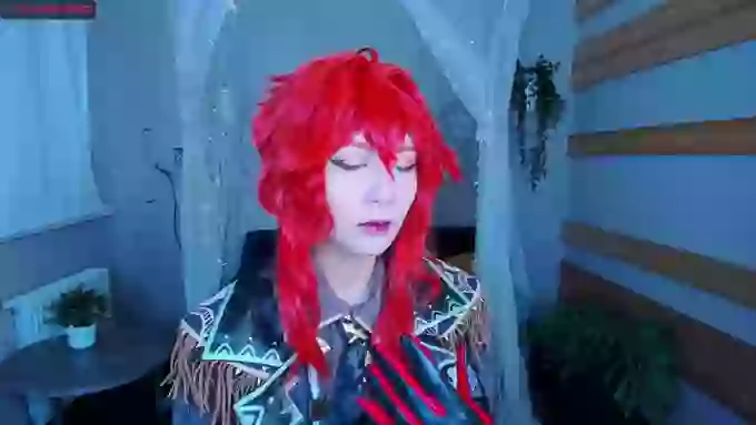 Moon_Mika