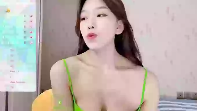 Cora-sexy