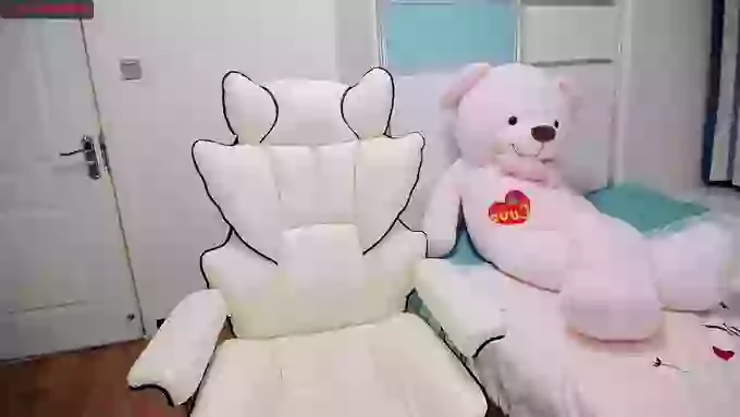 YIYI_ZL