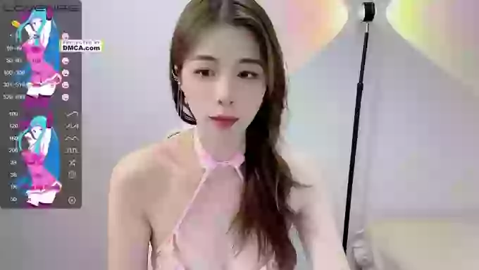 Lucy_Top
