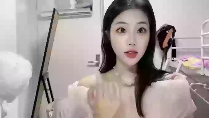 HKHHHK