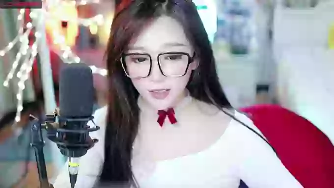charming_NaNa21