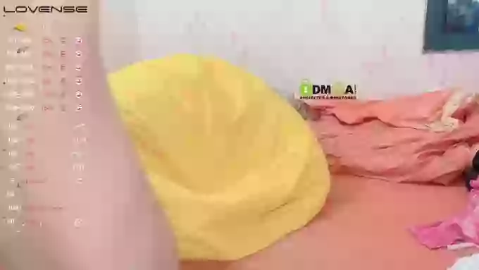 Cora-sexy