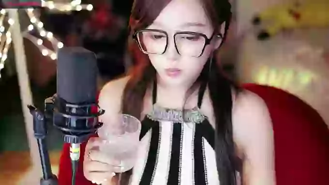 charming_NaNa21