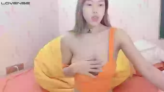 Cora-sexy