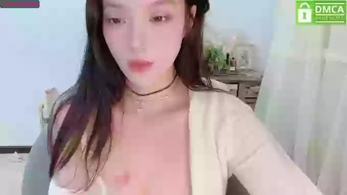 R6yuwe_Anng