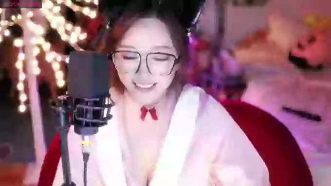 charming_NaNa21