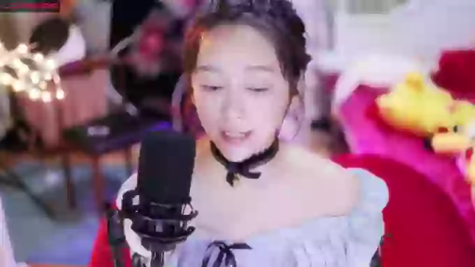 charming_NaNa21