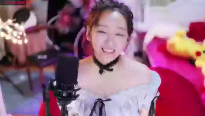 charming_NaNa21
