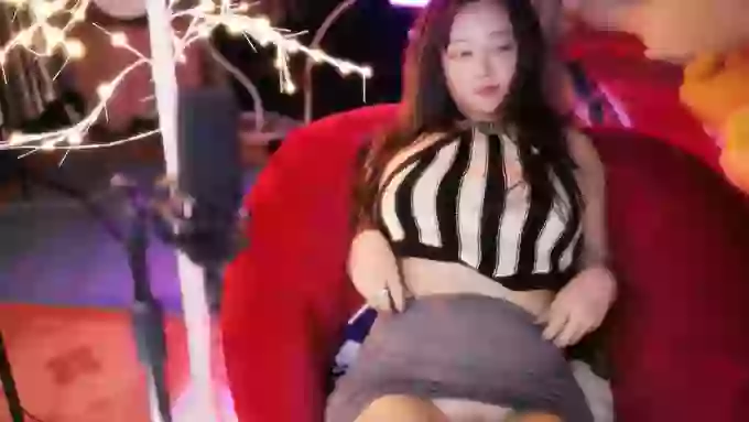 charming_NaNa21