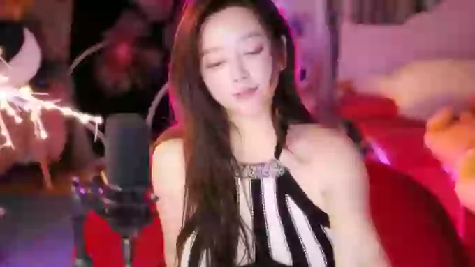 charming_NaNa21