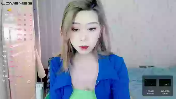 Cora-sexy