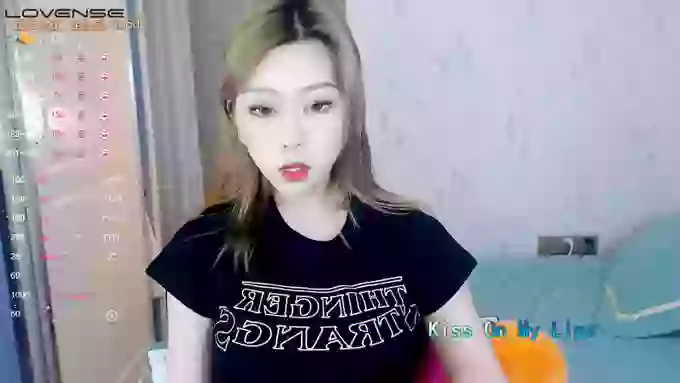 Cora-sexy