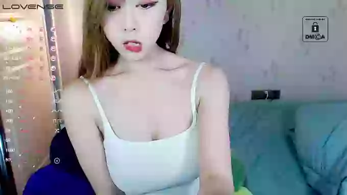 Cora-sexy