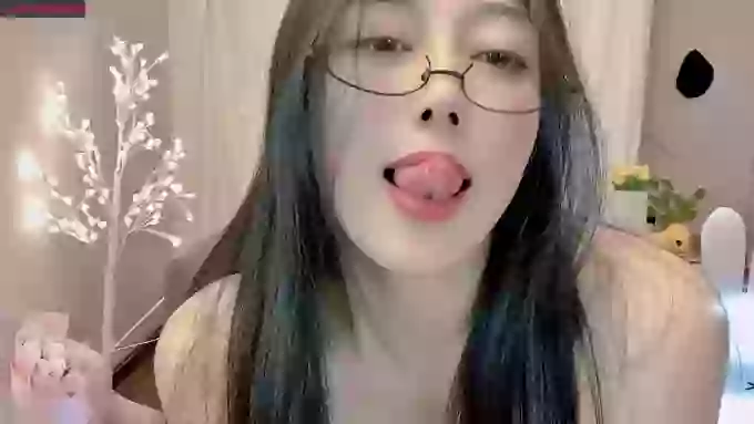 SharonLee001