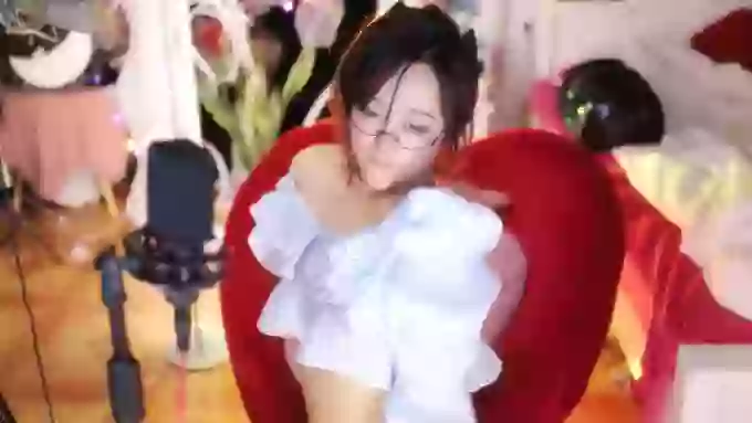 charming_NaNa21