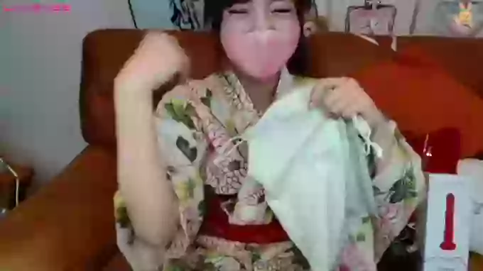 Tsumugi_M