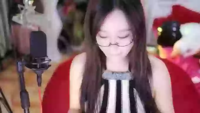 charming_NaNa21
