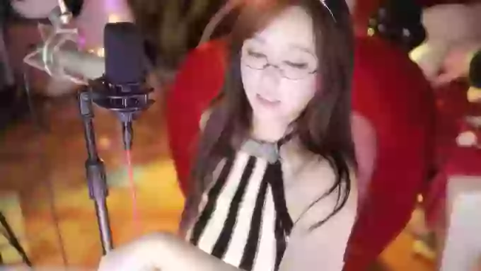 charming_NaNa21