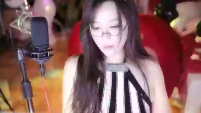 charming_NaNa21