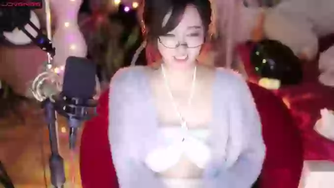 charming_NaNa21