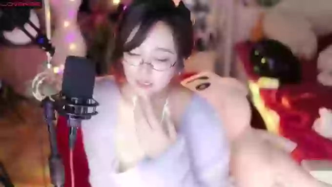 charming_NaNa21