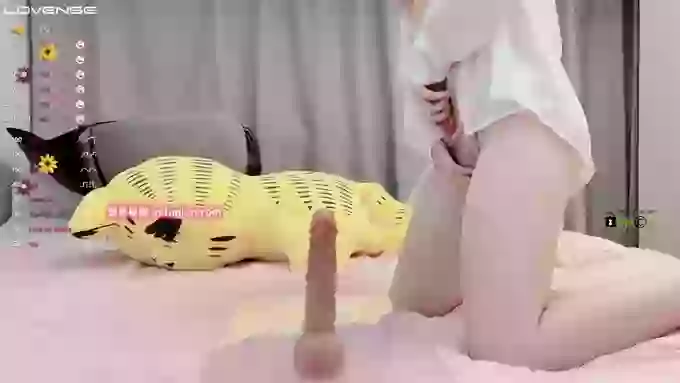 Lucy_Top