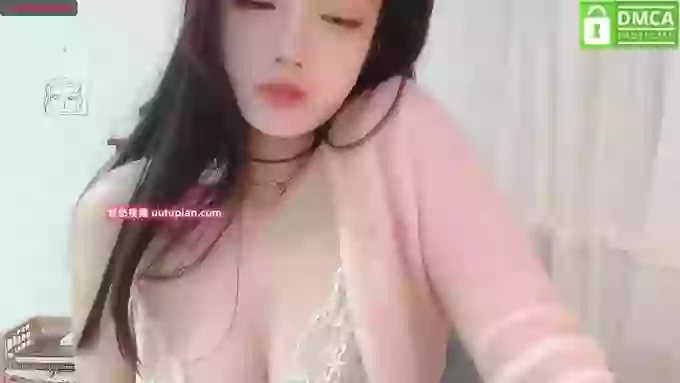 R6yuwe_Anng