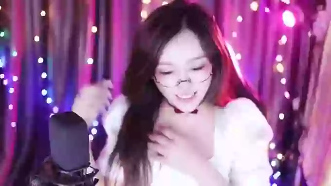 charming_NaNa21