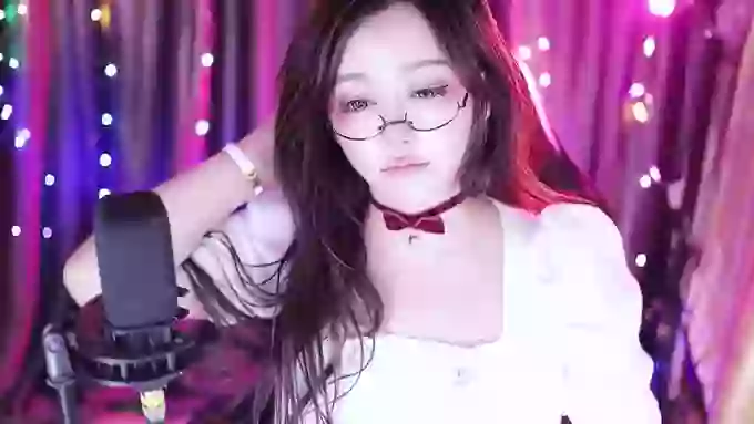 charming_NaNa21