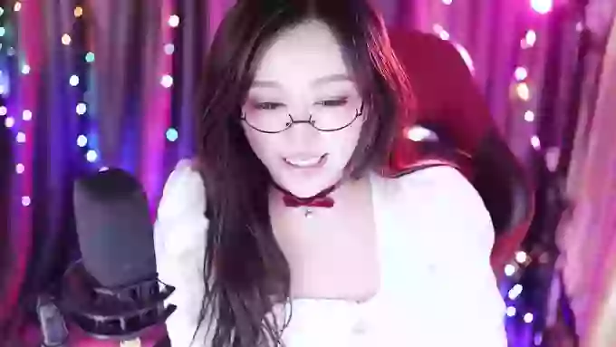 charming_NaNa21