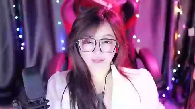 charming_NaNa21