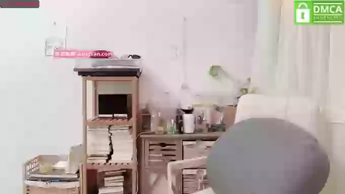 R6yuwe_Anng