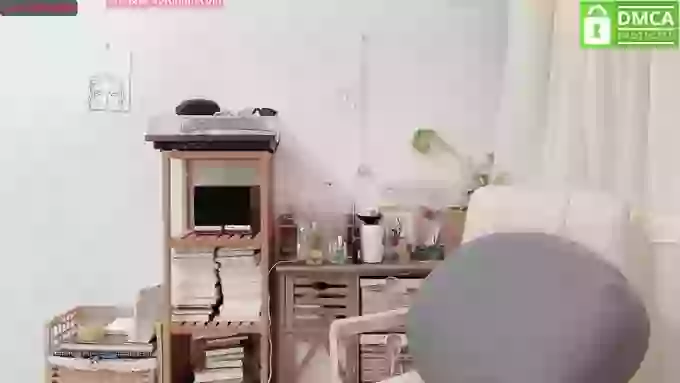 R6yuwe_Anng