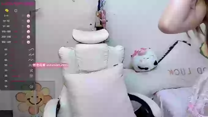 -CnAnnie_