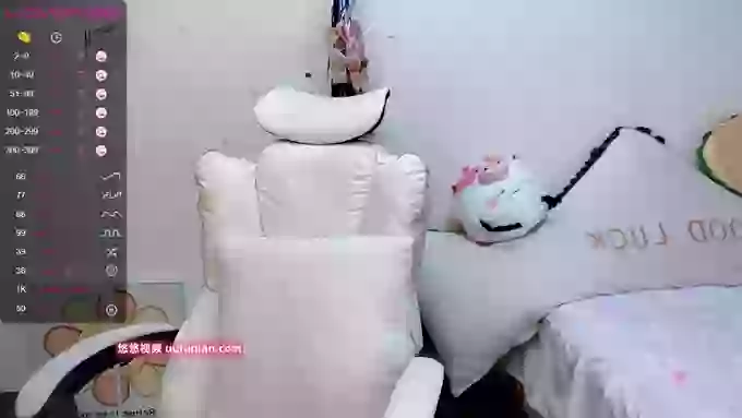-CnAnnie_