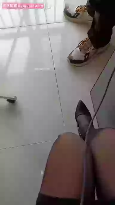 小妲己-漂亮女老师