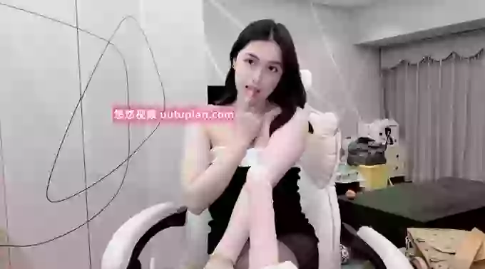 HK-Iris