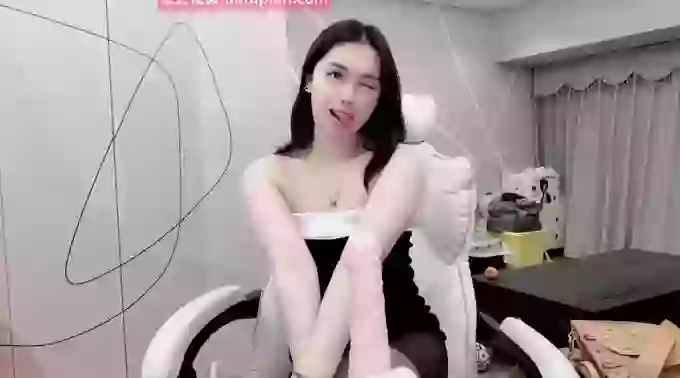 HK-Iris