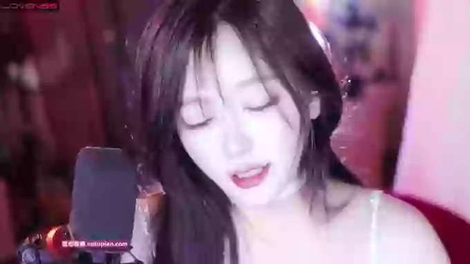 charming_NaNa21