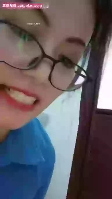 小妲己-漂亮女老师