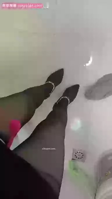 小妲己-漂亮女老师