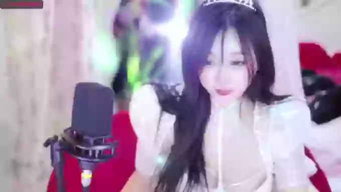 charming_NaNa21