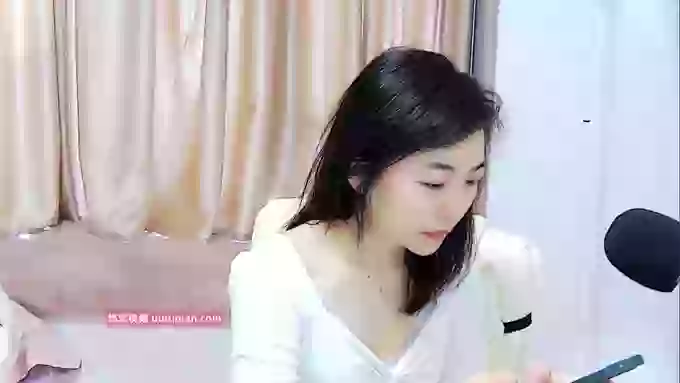 -Tina-yiyi