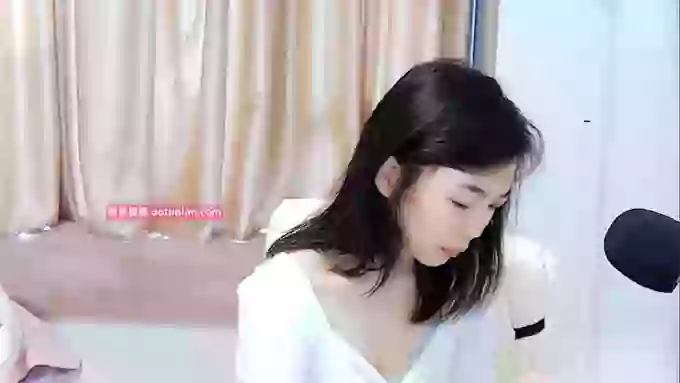 -Tina-yiyi