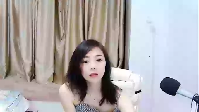 -Tina-yiyi