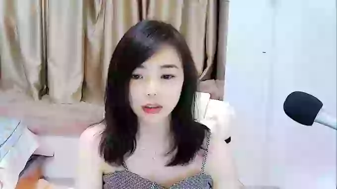-Tina-yiyi