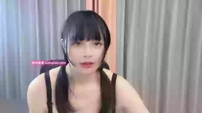 L-Leona